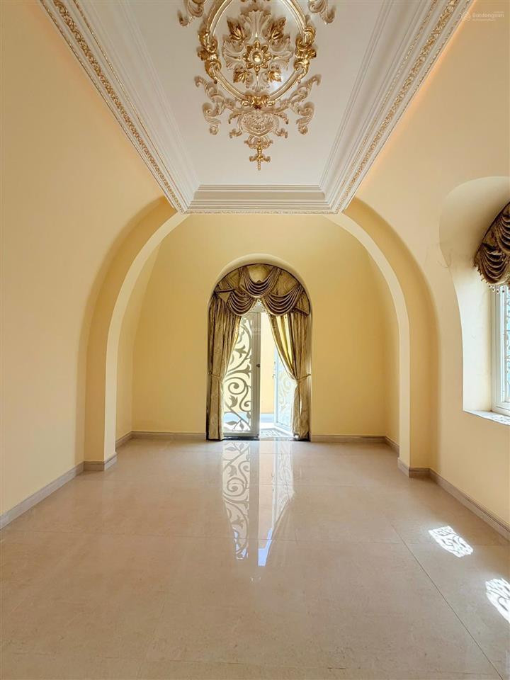 Bán biệt thự trung tâm tân bình, dành cho giới thượng lưu, 350m2, 5 lầu chỉ 65 tỷ