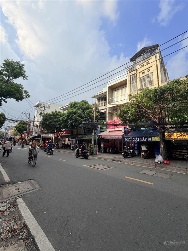 Bán nhà mặt tiền âu dương lân, phường chánh hưng quận 8 , 119m2 , 3 lầu chỉ 20 tỷ