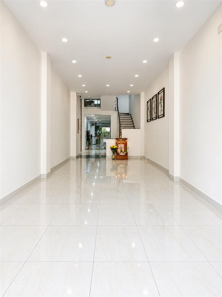 Bán nhà mặt tiền đường phạm thị tánh, phường 4, quận 8, 5 lầu, 80m2 chỉ 16,7 tỷ