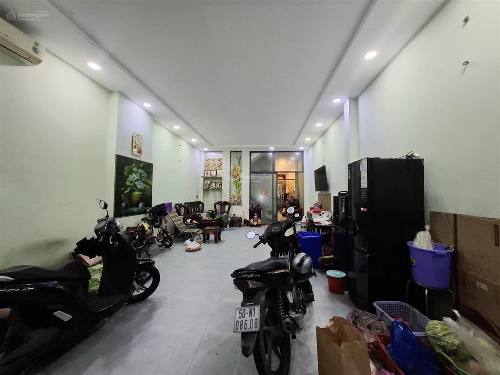 Bán nhà đường 10m, hương lộ 2, 118m2, 2 lầu, ngang 5,1, chỉ 7,8 tỷ
