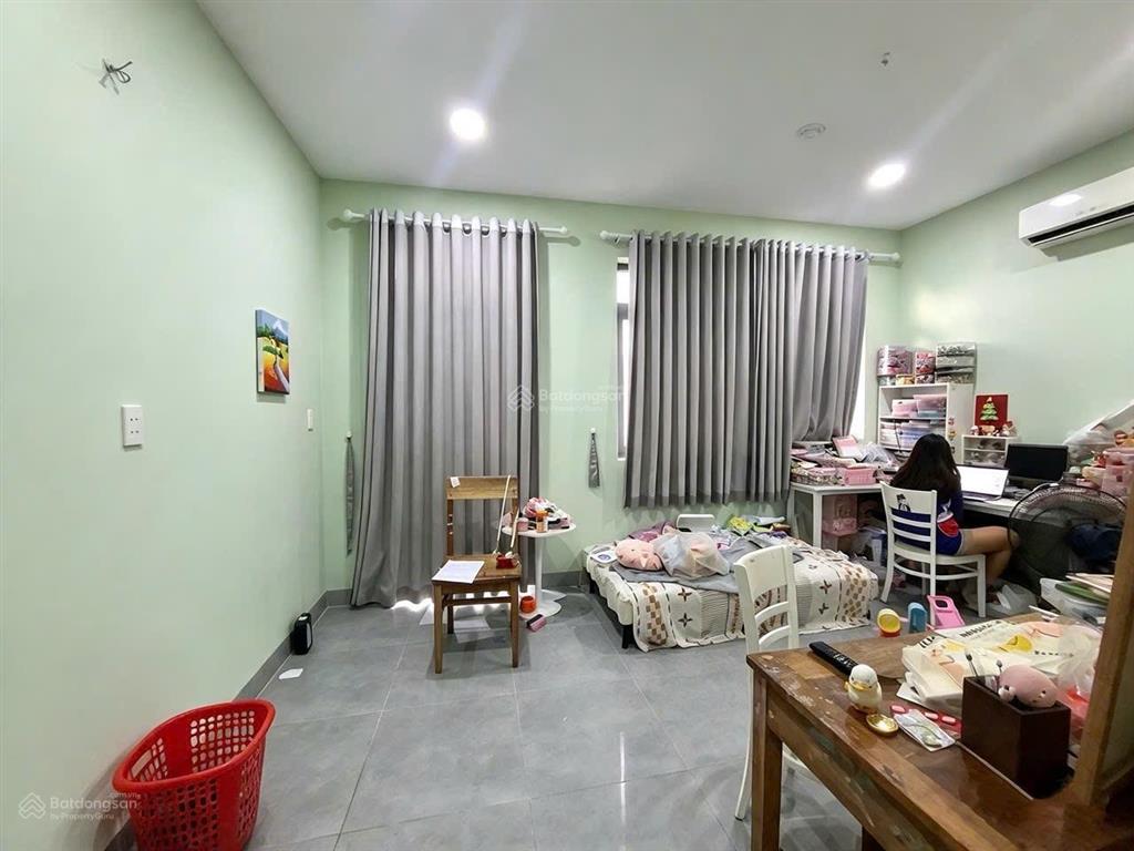 Bán nhà đường 10m, hương lộ 2, 118m2, 2 lầu, ngang 5,1, chỉ 7,8 tỷ