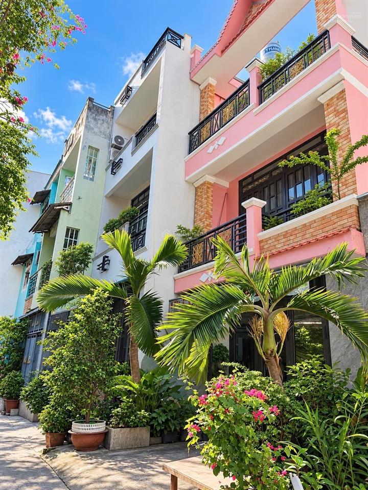 Bán nhà hxh lê thành phương, phường 15 quận 8 , 3 lầu, 73m2 chỉ 6,9 tỷ