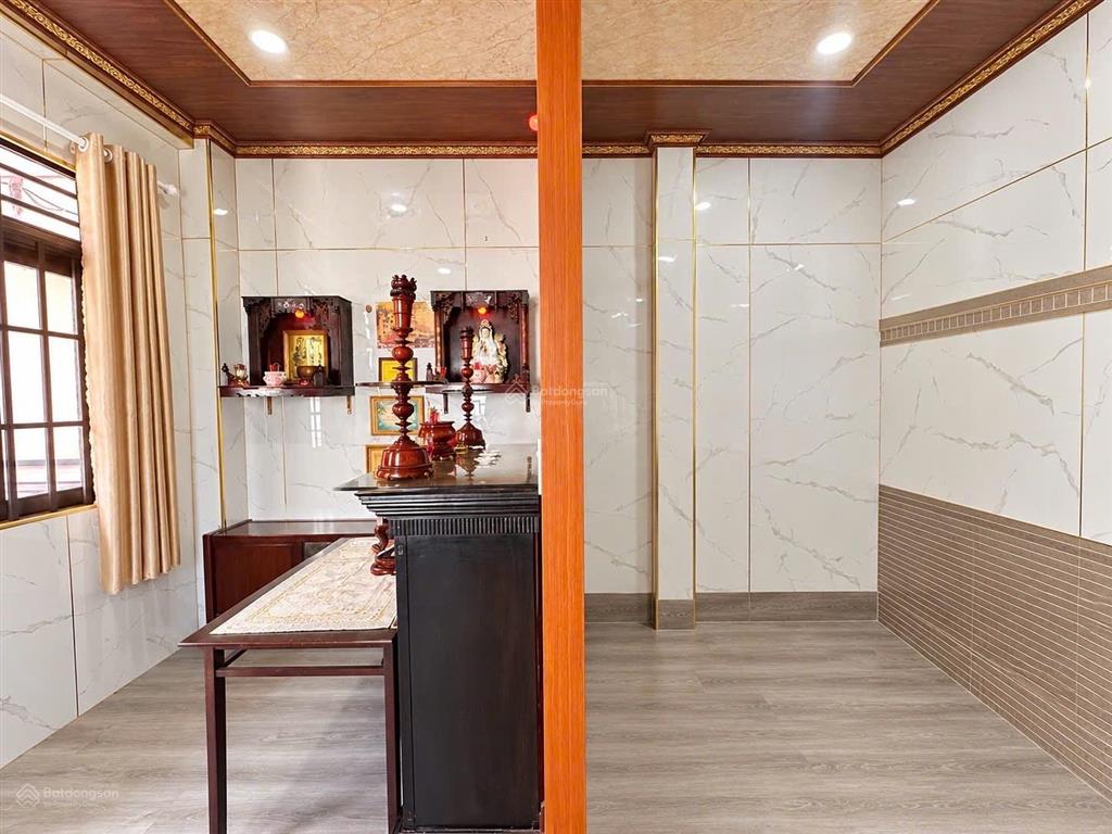 Bán nhà hxh lê thành phương, phường 15 quận 8 , 3 lầu, 73m2 chỉ 6,9 tỷ