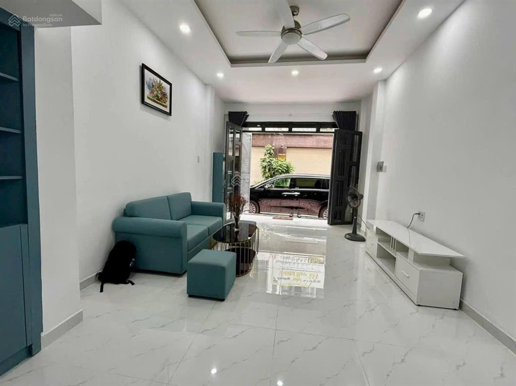 Bán nhà đào tông nguyên, 1 trệt, 2 lầu sân thượng, 4 pn chỉ 6 tỷ