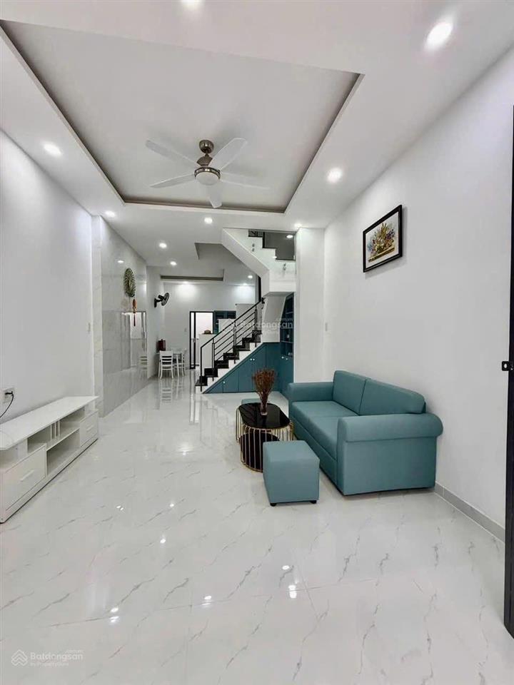 Bán nhà đào tông nguyên, 1 trệt, 2 lầu sân thượng, 4 pn chỉ 6 tỷ