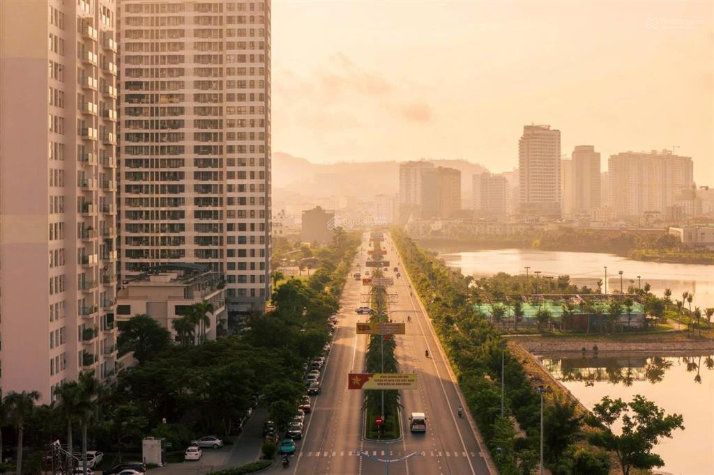 Hàng cđt skym studio 39m2 giá 1,9 tỷ quỹ ngoại giao vip  0355 853 ***