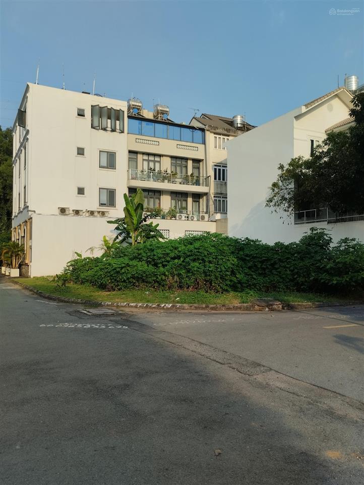 Cần bán gấp đất nền dự án thế kỷ 21, diện tích 144,7m2 = 8x20m, giá bán 215tr/m2