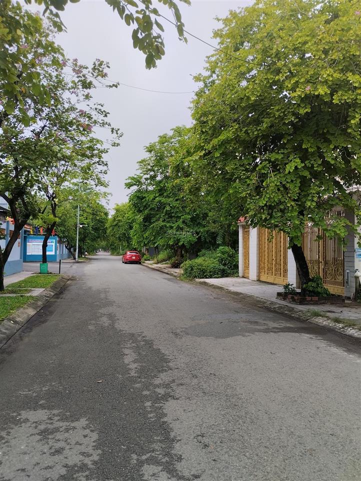 Bán đất biệt thự hướng đông nam mặt tiền đường phạm hy lượng 10x17,5m giá 130tr/m2