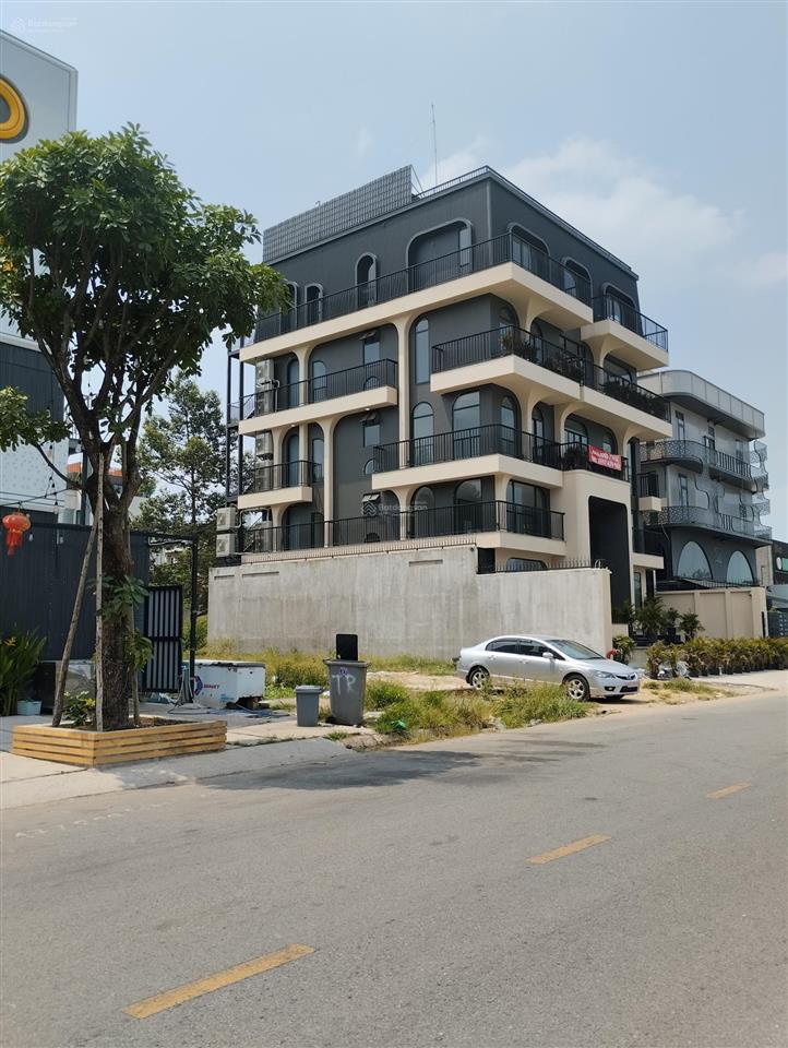 Cho thuê đất mặt tiền đường lê hiến mai gần công viên sông sài gòn 16,1m x 20m giá 40tr/th