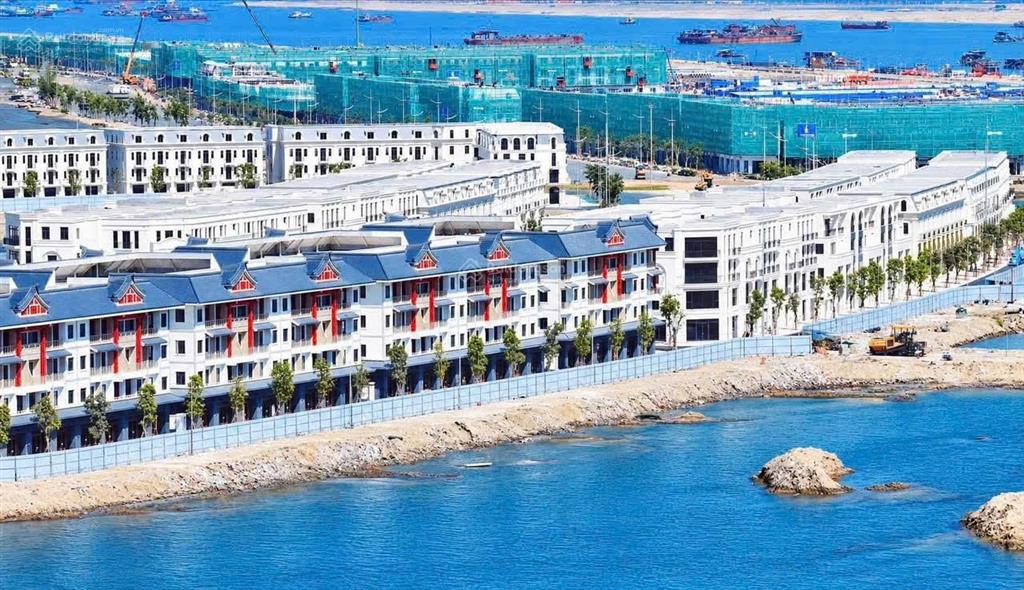 Bán shophouse dự án vinhomes green paradise cần giờ, 5x20 trệt 3 lầu, giá 23 tỷ 811