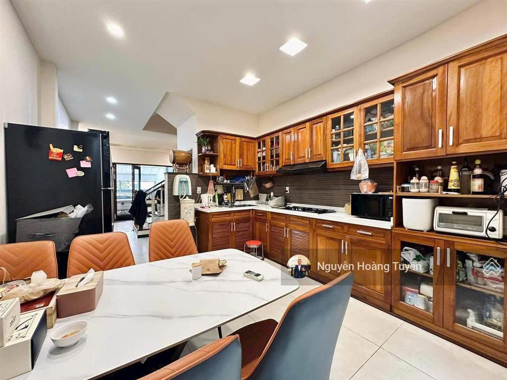 Vị trí số 1 ! mặt tiền minh phụng, p2, q11 (8,4 x 26,5m cn 222.6m2) 4 tầng vuông vức. chỉ 60 tỷtl