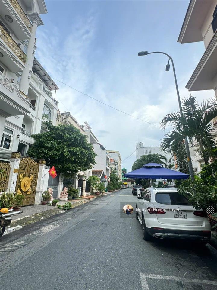 Siêu phẩm q1. chỉ 18 tỷ tl sở hữu ngay nhà mặt tiền tân định, quận 1. dt 4 x 16m (64m2)vuông vức