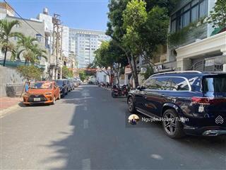 Quá hiếm! ngang to 7,5m ngay công viên lê văn tám hẻm 6m võ thị sáu,q1(7,5 x 15m)cn 112m2giá 23 tỷ