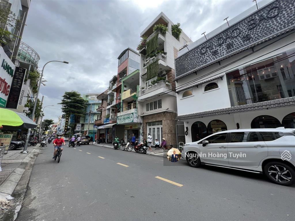 Bán nhà hẻm xe hơi 8m trần khắc chân,tđ,quận 1 .dt 11 x 21.2mcn sổ 239m2ctxd 7 tầng.chỉ 66 tỷ tl