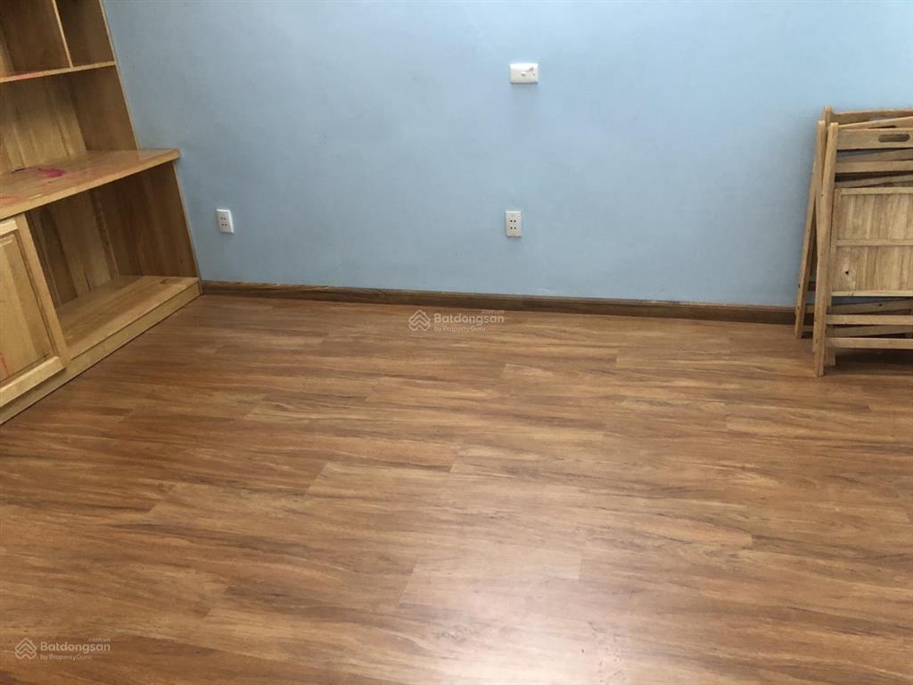 Căn hộ thoáng sáng, đã cải tạo cho hộ gia đình ở thoải mái, tiện lợi