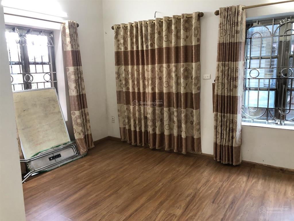 Căn hộ thoáng sáng, đã cải tạo cho hộ gia đình ở thoải mái, tiện lợi