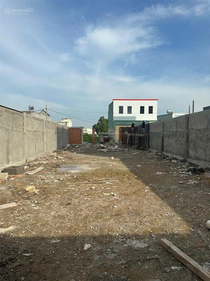 Cho thuê 300m2 (10x30m) kdc long hậu 3 gần kcn long hậu   ngay 0932 666 *** (em hải)