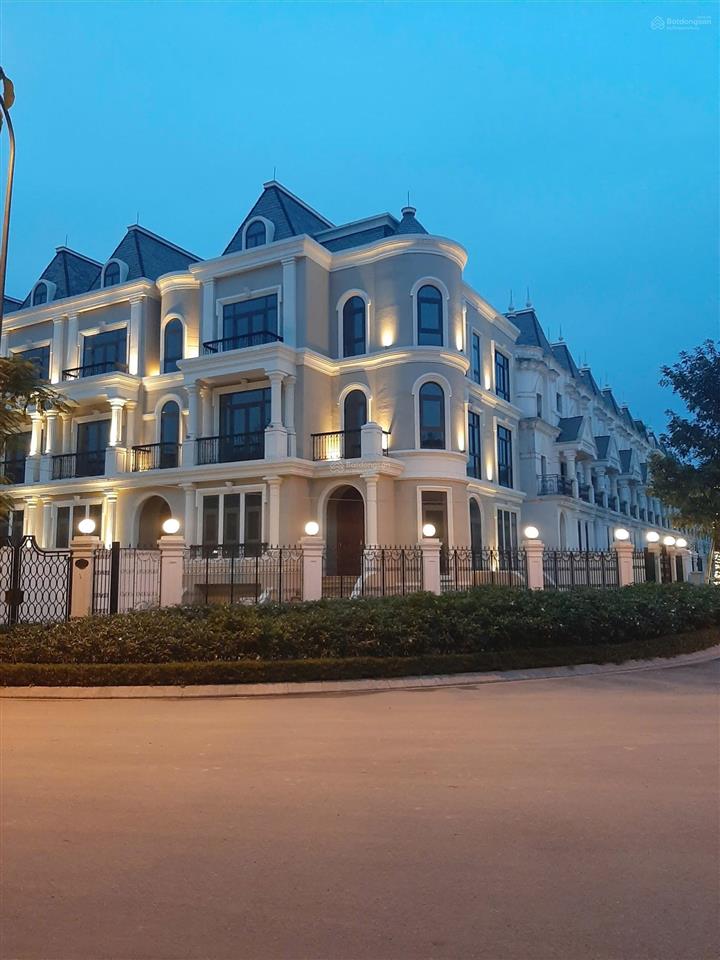 Cho thuê bt 5pn, 4wc, 210m2 tại trung yên 11, 80 triệu vnd