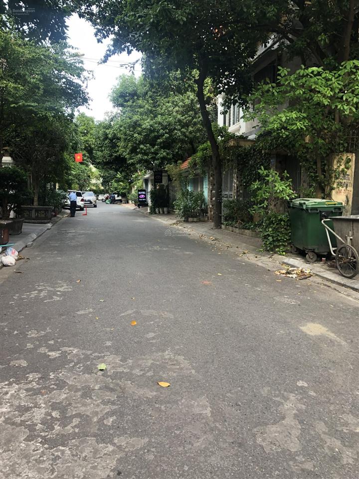 Cho thuê bt 5pn, 4wc, 210m2 tại trung yên 11, 80 triệu vnd