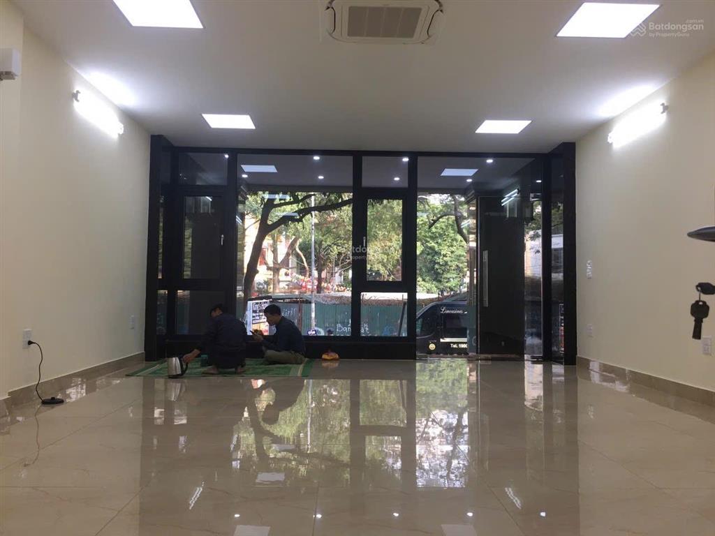 Cần cho thuê gấp nhà mặt phố lưu quang vũ