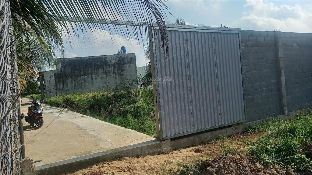 Bán đất nền chính chủ kcn tân hương