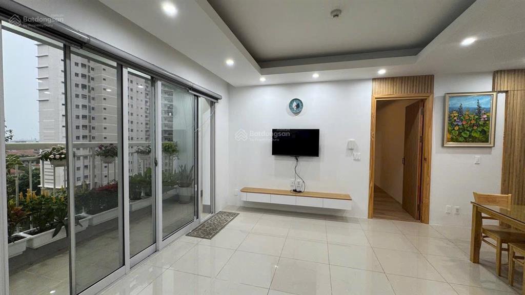 Cần bán căn hộ 2pn 2vs 110m tầng trung view nội khu tại essensia splendora an khánh full đồ 8,x tỷ