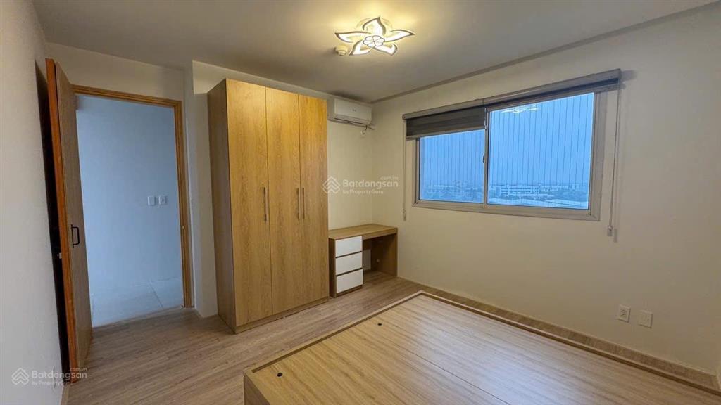 Cần bán căn hộ 2pn 2vs 110m tầng trung view nội khu tại essensia splendora an khánh full đồ 8,x tỷ