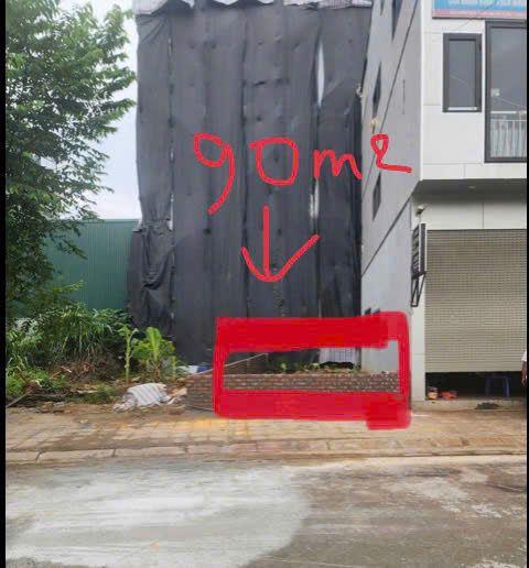 cần tiền gấp bán lô đất gần khu công nghiệp VSIP Ninh Bình diện tích 90m2 chỉ 900 triệu 