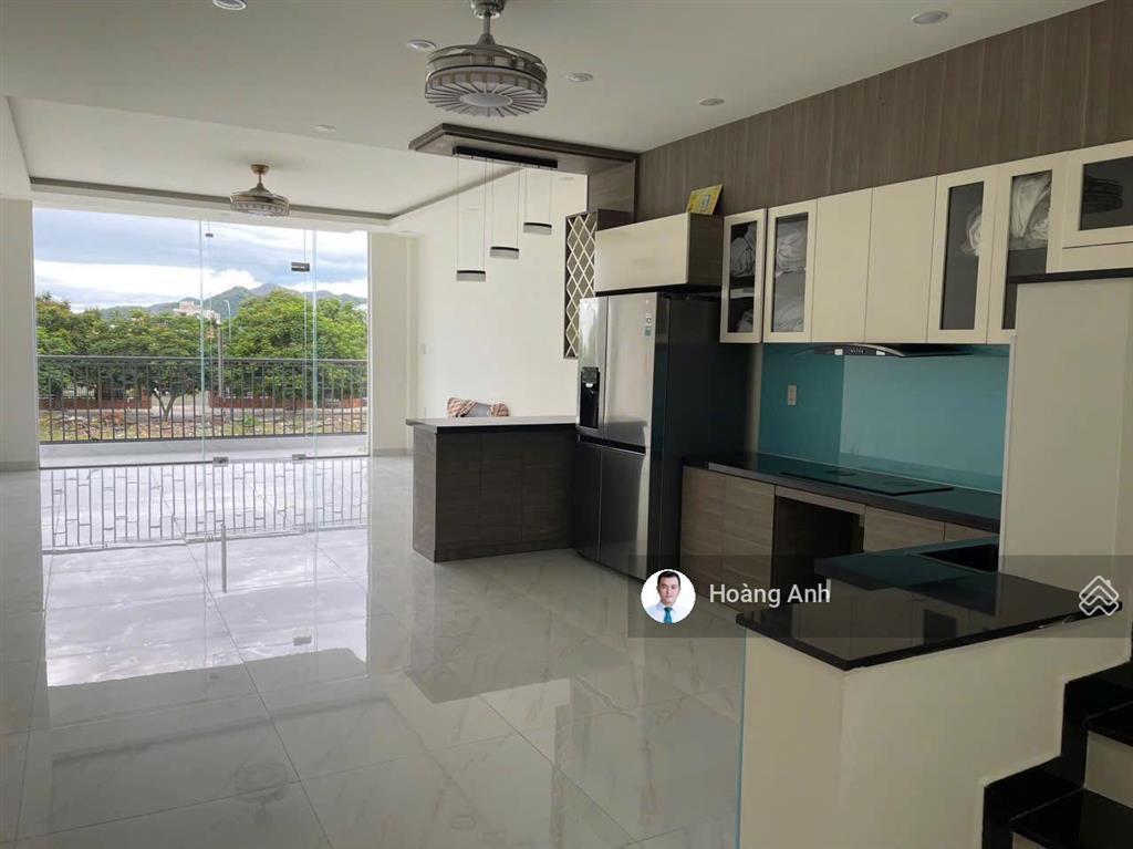 Rẻ nhất đường số 13 kđt hà quang 2, nha trang. bán nhà 3 tầng, thuận tiện kinh doang giá 11,8 tỷ