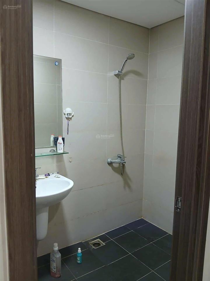 Cho thuê căn hộ 2 ngủ đối diện phenika