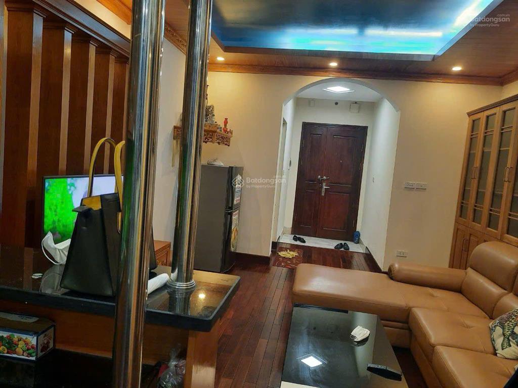 Cho thuê căn hộ 2 ngủ đối diện vinsmart city tây mỗ