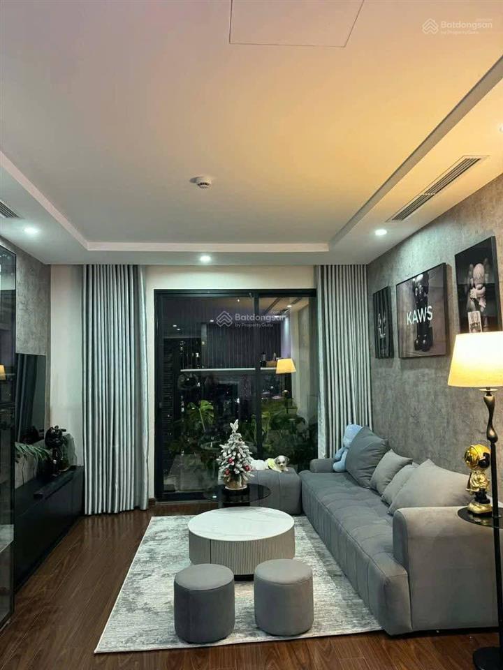 Cho thuê căn hộ 3 ngủ ngã tư vạn phúc  tòa nhà cao cấp bậc nhất hà đông