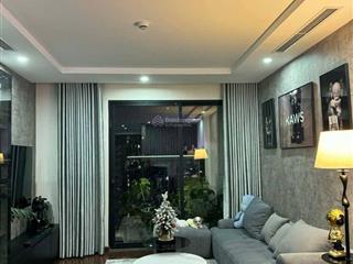 Cho thuê căn hộ 3 ngủ ngã tư vạn phúc  tòa nhà cao cấp bậc nhất hà đông