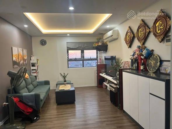 Cho thuê căn hộ 2 phòng ngủ đối diện đại học đại nam, cách bến xe yên nghĩa 300m