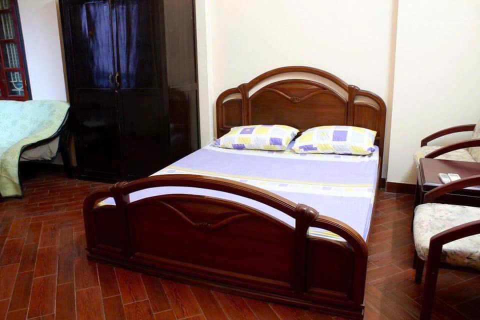 Cho thuê cả nhà  siêu đẹp  gần hồ tây  sân rộng thoáng