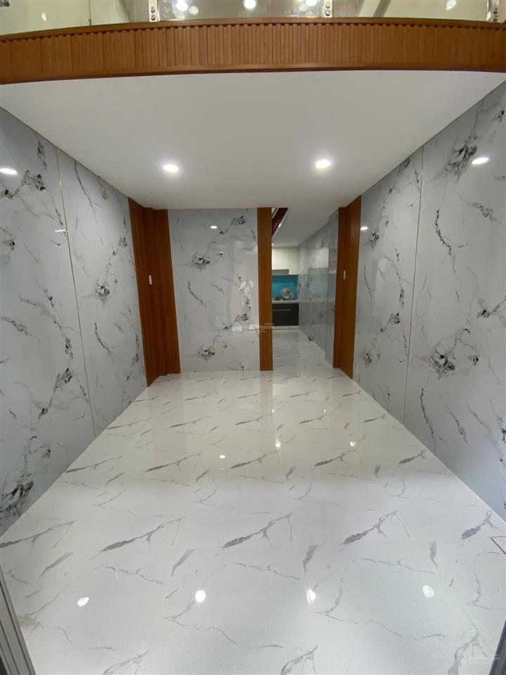 Gửi hh môi giới 2% bán nhà chính chủ trung tâm q11 4pn hẻm thông sát mặt tiền