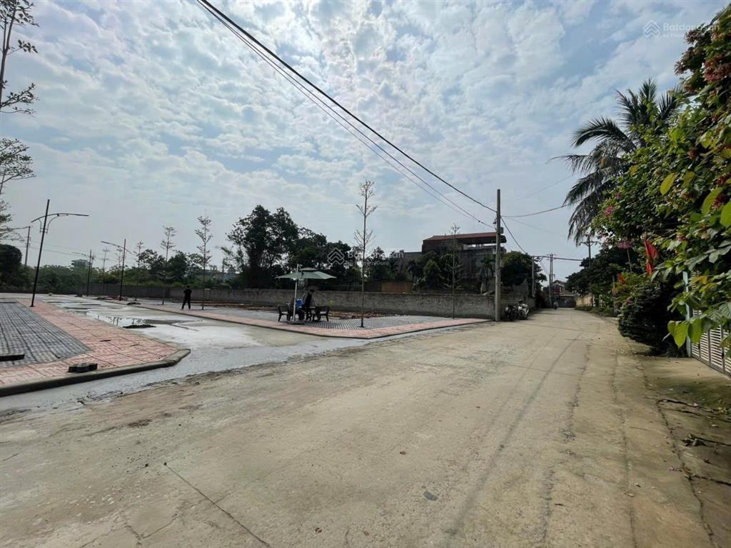 Chính chủ em cần bán mảnh đất trung tâm công nghệ cao hòa lạc