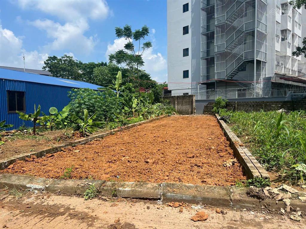 Chính chủ em bán mảnh đất xây nhà trọ tại hòa lạc cực đẹp
