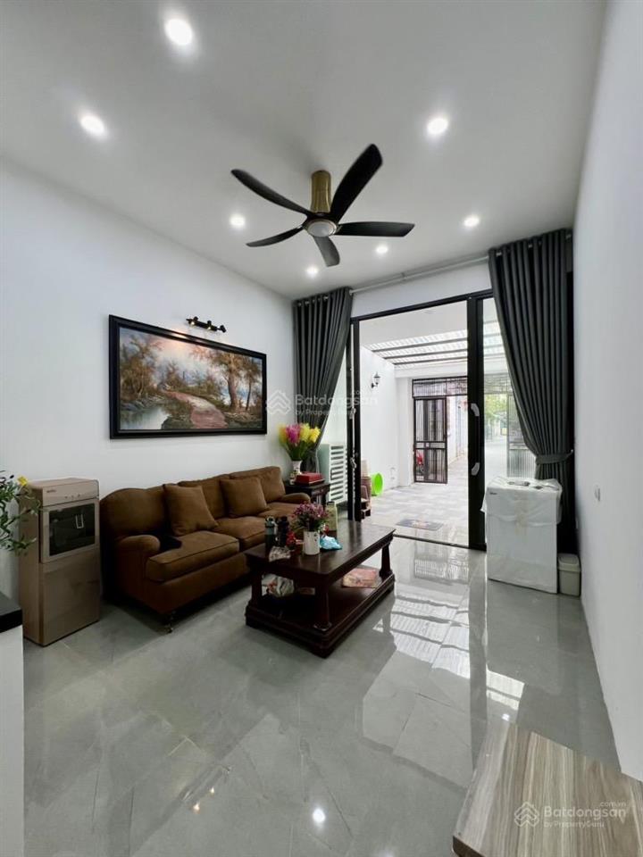 Bán nhà riêng ô cách, long biên 76.5m2 ô tô tránh dân xây cực chắc chắn giá 13.9 tỷ