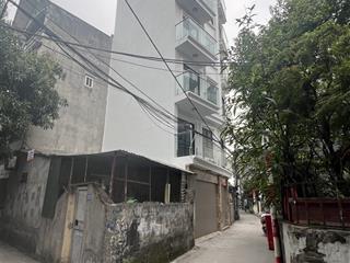 Bán đất tặng nhà c4 thạch bàn  lô góc  ô tô tải tránh  gần aeon mall long biên dt60m2 mt5m