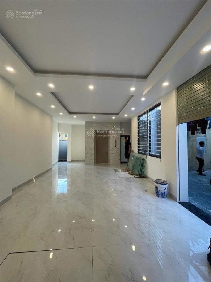 Bán nhà vũ xuân thiều, long biên  68.6m2, 5 tầng thang máy, full nội thất, cạnh aeon mall