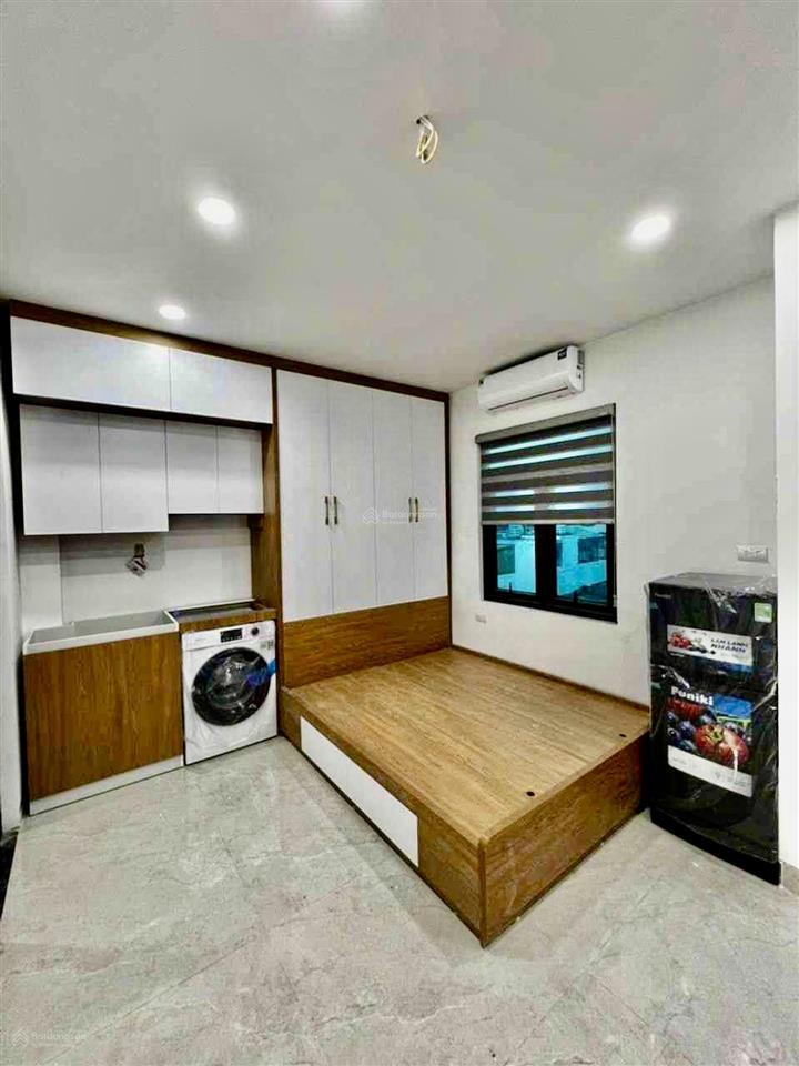 Bán tòa căn hộ dịch vụ long biên 65m 7 tầng thang máy 17 phòng full khách