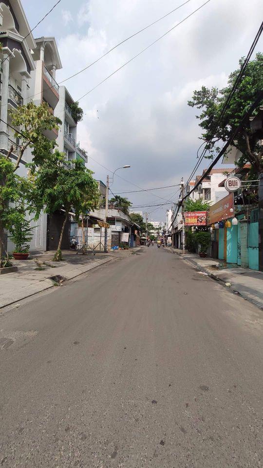Mặt tiền kinh doanh Trưng Nữ Vương sát chợ Hóc Môn 7*15 trệt 3 lầu 8 phòng cho thuê