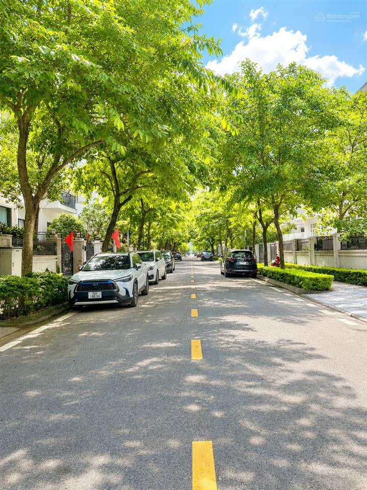 Một trong số ít căn 180m² ciputra, cạnh công viên nội khu 6.000m²