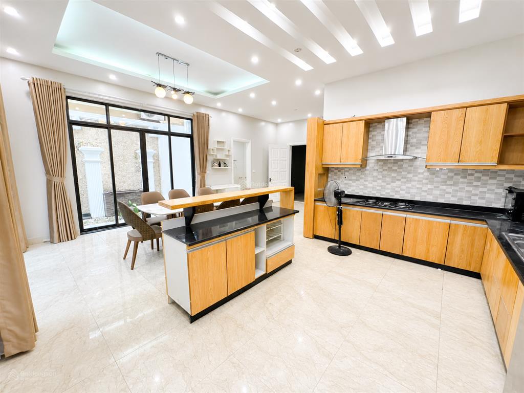 Biệt thự 180m2 ciputra giá tốt chỉ 69 tỷ full nội thất