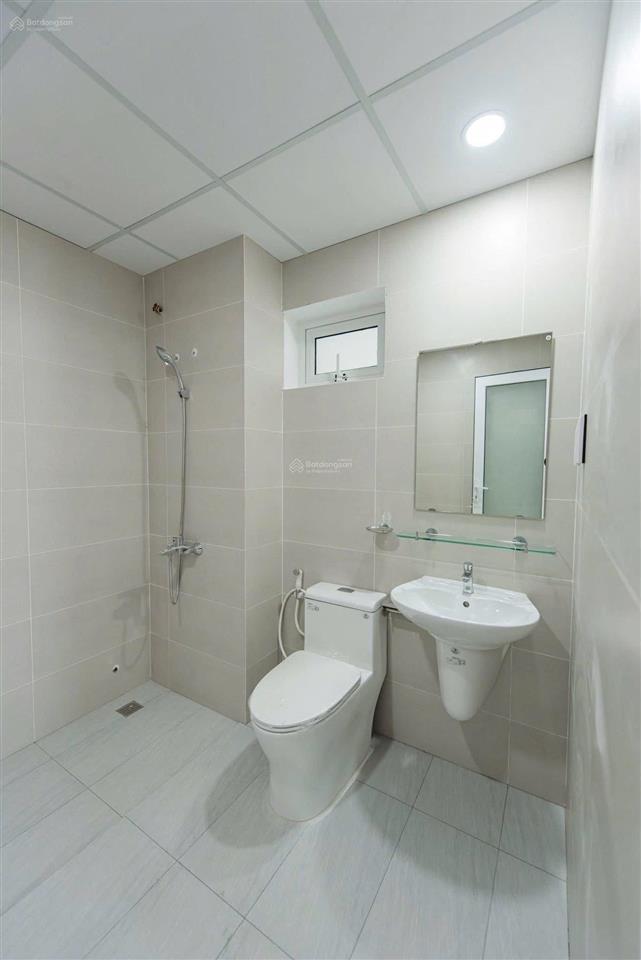 Chính chủ cần bán căn hộ conic boulevard, dt 84m2, 2pn, 2wc, tầng 12 giá 2,850 tỷ.  0787 452 ***