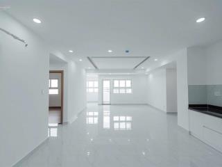 Chính chủ cần bán căn hộ conic boulevard, dt 84m2, 2pn, 2wc giá 2,970 tỷ.  0787 452 ***