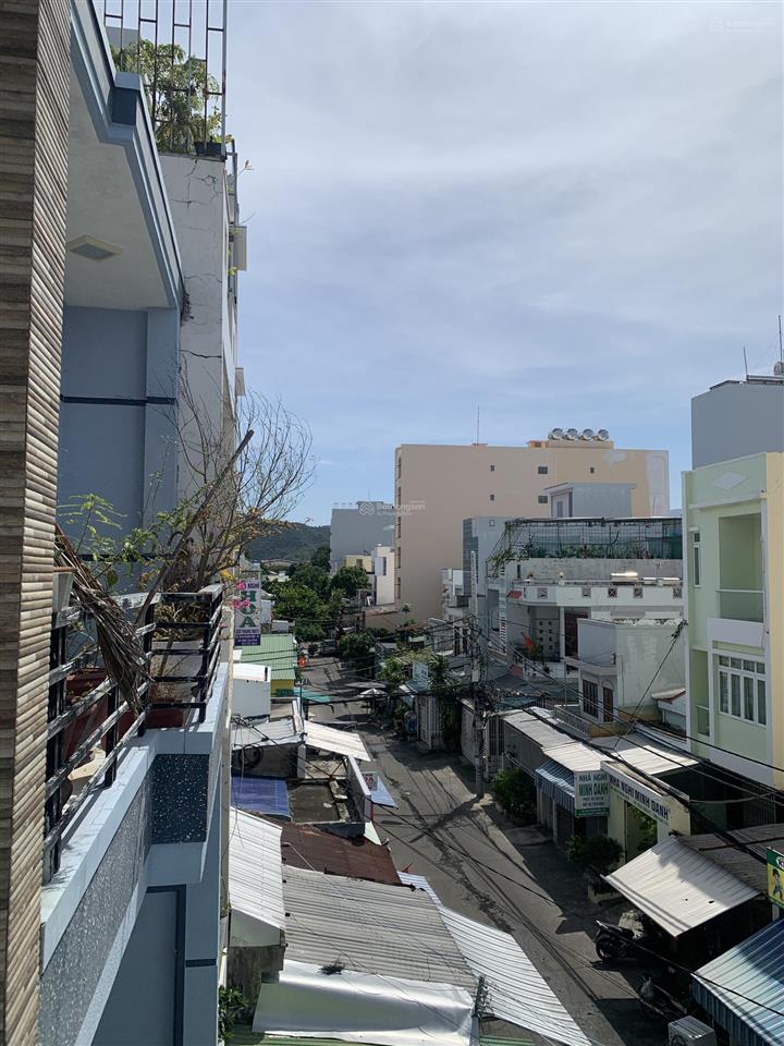 Bán gấp nhà riêng 4pn, 4wc tại hoàng diệu, nha trang 7,5 tỷ, 65m2 giá tốt