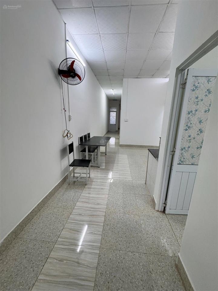 Bán gấp nhà riêng 100m2, 3pn, 2vs, sân trước sân sau, giá chỉ 2,499 tỷ