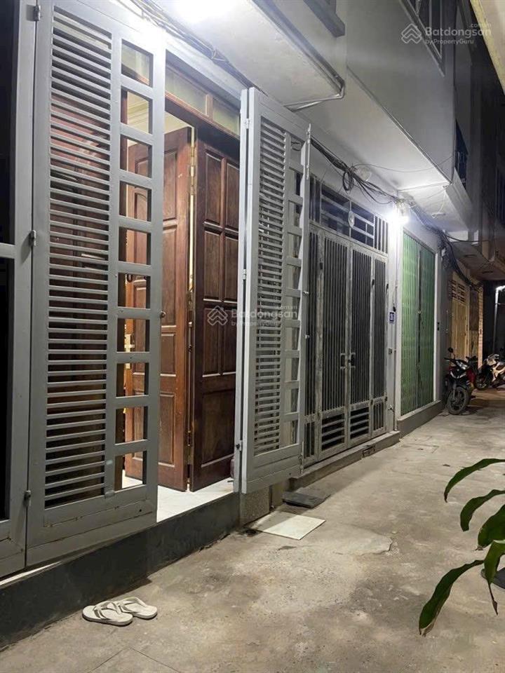 Chính chủ chào bán nhà 4 tầng 32 mét ở ngõ 470 đại mỗ hn